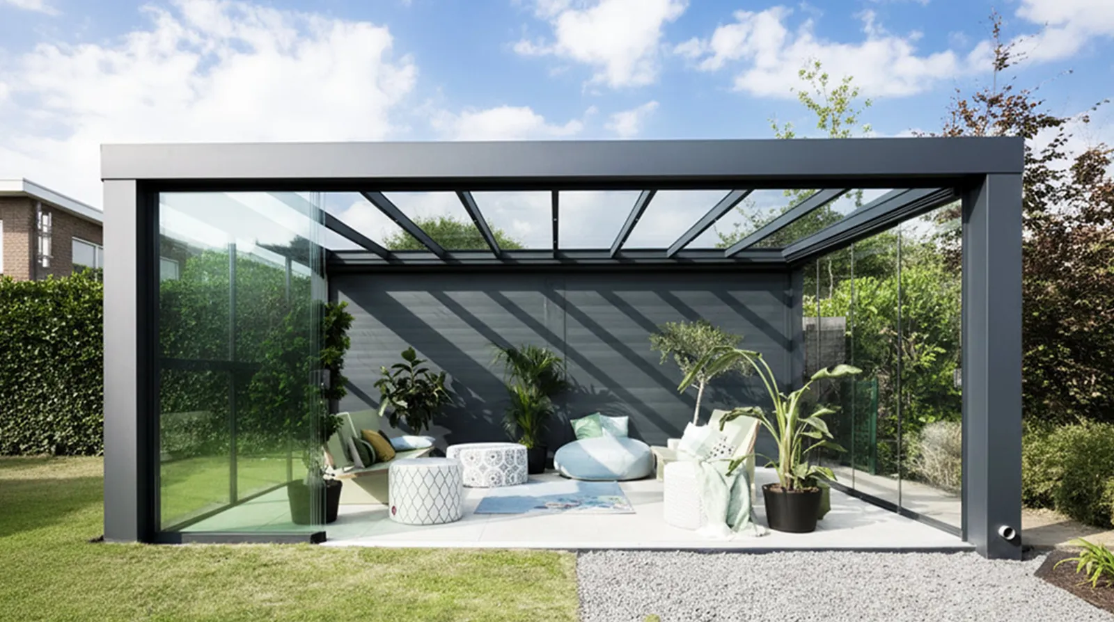 Terrassendach Flachdach XXL freistehend - Beispielbild als Gartenzimmer